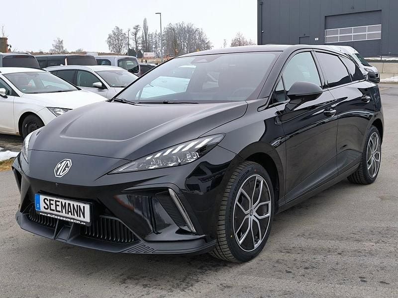 Gebraucht MG MG4 EV Luxury 150 kW (204 PS) 2023 Schwarz Kleinwagen