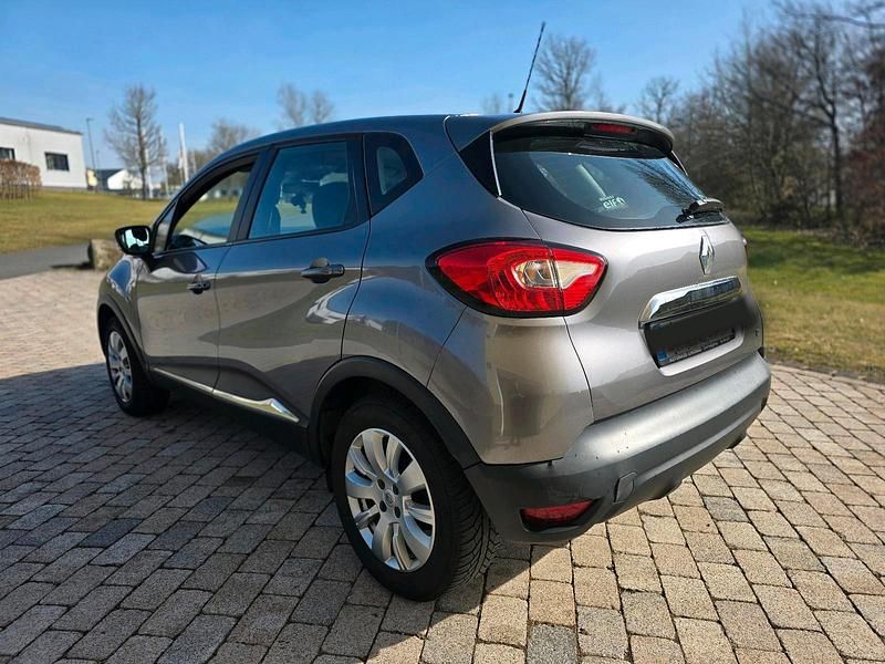 Gebraucht Renault Captur 90 PS (66 kW) 2014 Grau SUV