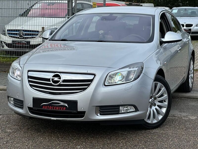 Silber Gebraucht 2009 Opel Insignia Cosmo Limousine | 5.990 € (Etwas zu teuer) - Bild 1/4