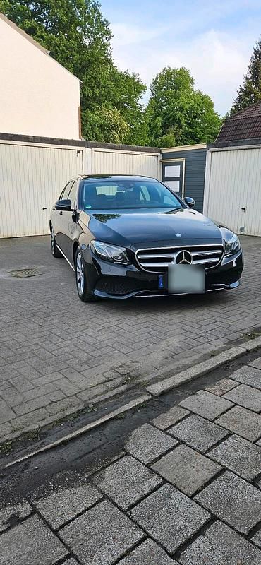 Brugt Mercedes E220 190 HK (139 kW) 2016 Sort Sedan