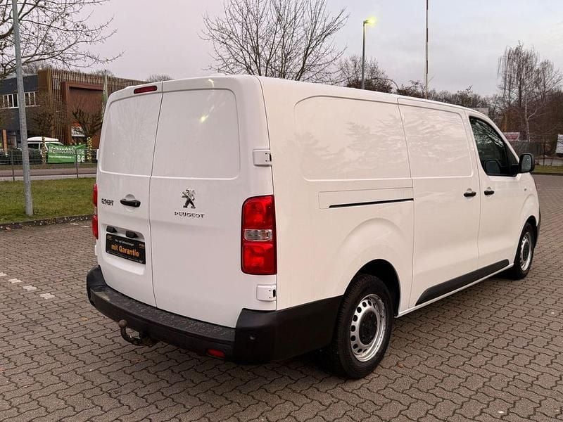Gebraucht Peugeot Expert Premium 122 PS (89 kW) 2020 Weiß Van