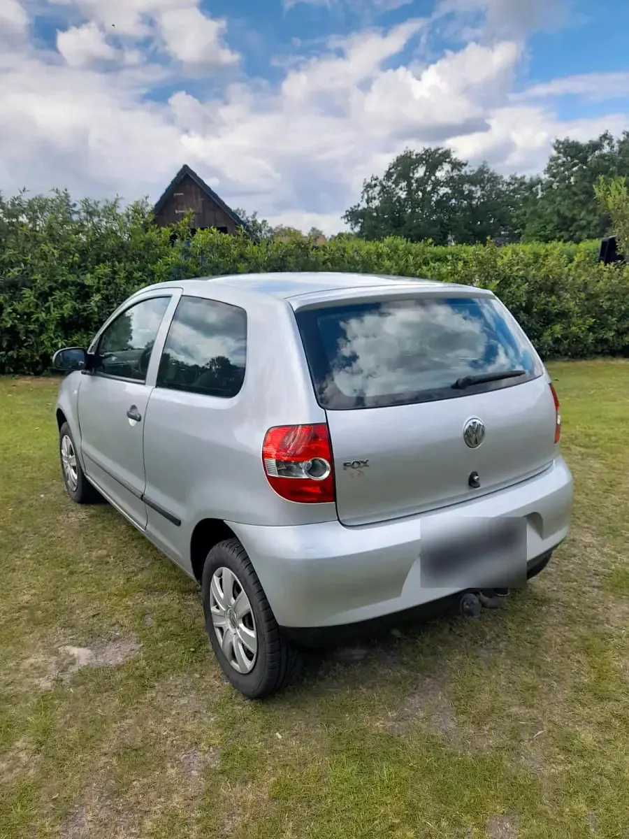 Gebraucht VW Fox 55 PS (40 kW) 2006 Silber Kleinwagen
