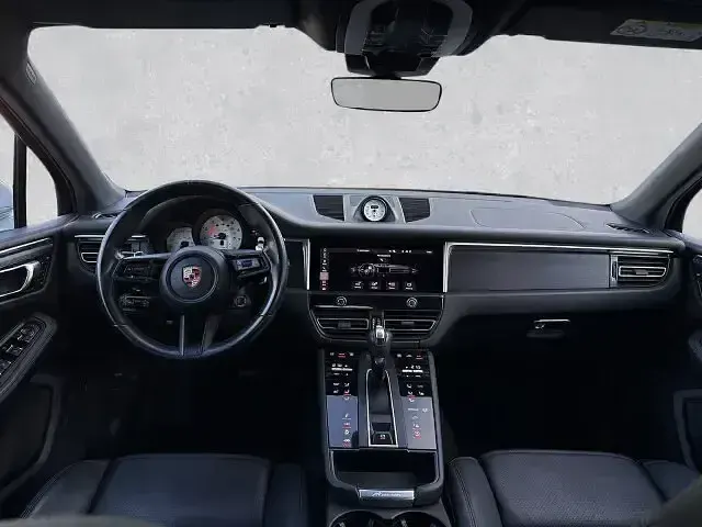 Second-hand Porsche Macan GTS 441 CP (324 kW) 2023 Alb SUV