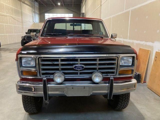 Gebraucht Ford V8 XLT 1985 Rot SUV