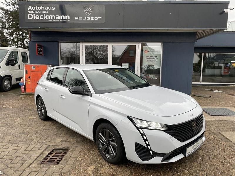 Gebraucht Peugeot 308 Active 131 PS (96 kW) 2024 Okenitweiss Limousine