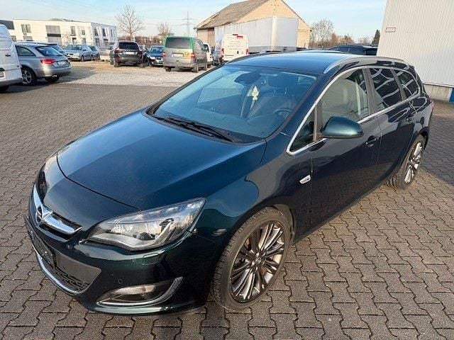 Gebraucht Opel Astra Exklusiv 170 PS (125 kW) 2014 Grün Kombi