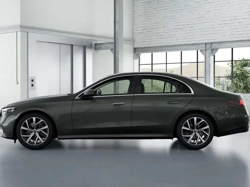 Gebraucht Mercedes E200 Avantgarde 204 PS (150 kW) 2025 Graphitgrau metallic Limousine