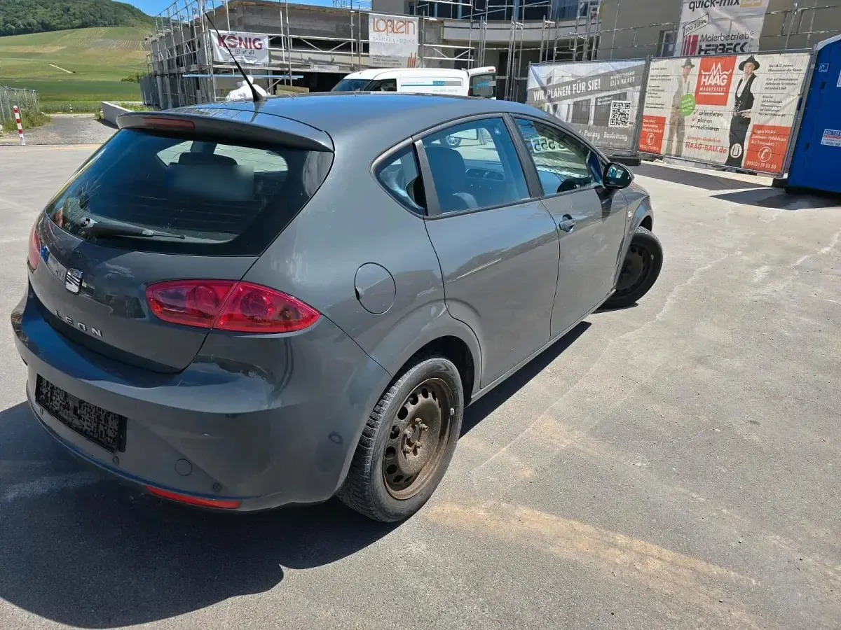 Gebraucht Seat Leon 125 PS (91 kW) 2009 Grau Kleinwagen