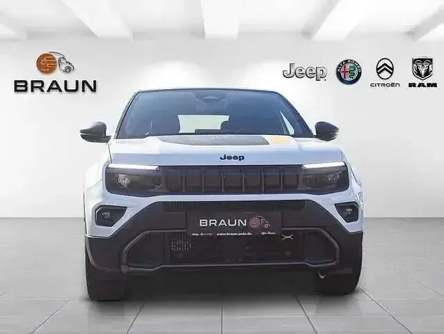 Gebraucht Jeep Avenger North 146 PS (107 kW) 2025 Snow white / dach schwarz SUV