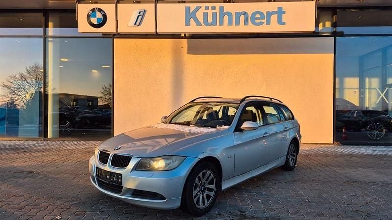 Silber Gebraucht 2006 BMW 320 Kombi | 1.200 € (Superpreis) - Bild 1/4
