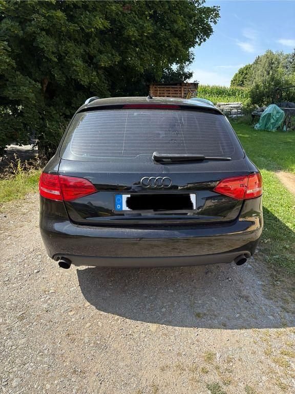 Schwarz Gebraucht 2009 Audi A4 Ambiente Kombi | 4.000 € (Superpreis) - Bild 1/4