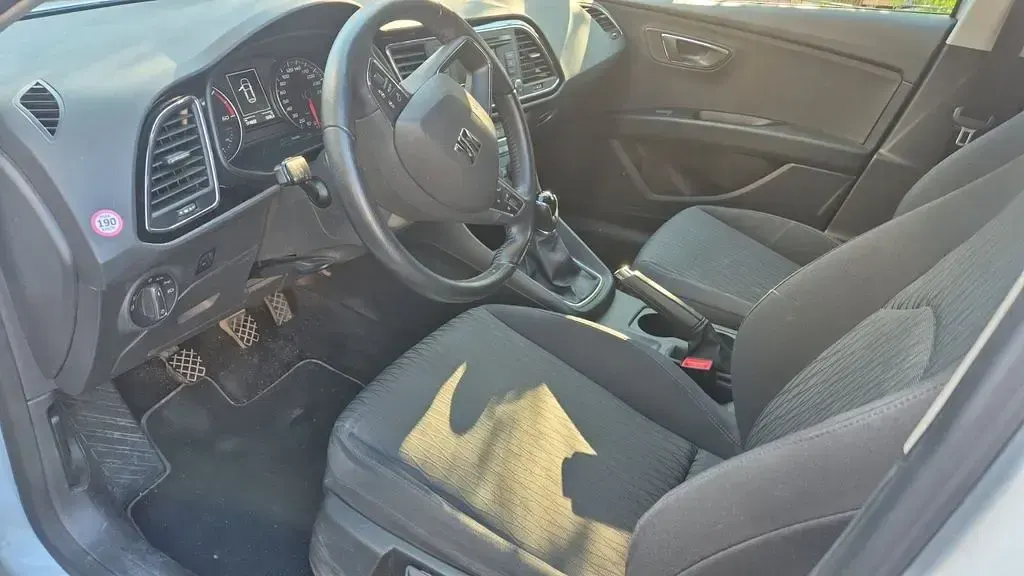 Gebraucht Seat Leon Style 105 PS (77 kW) 2013 Weiß Limousine