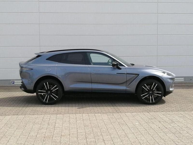 Gebraucht Aston Martin DBX 551 PS (405 kW) 2022 Blau SUV