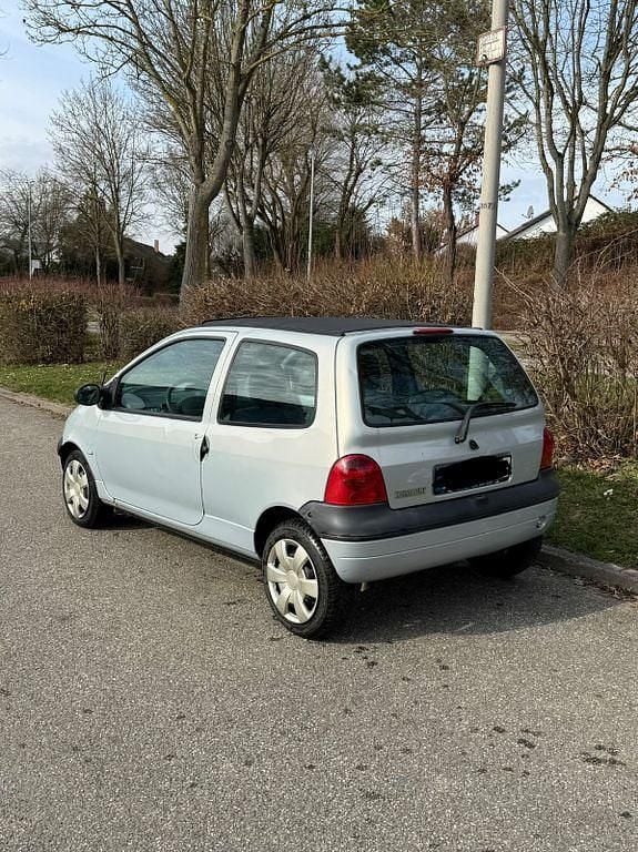 Gebraucht Renault Twingo 58 PS (42 kW) 2004 Silber Kleinwagen