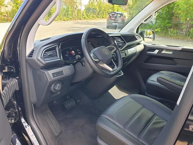 Gebraucht VW Multivan 204 PS (150 kW) 2024 Schwarz Van