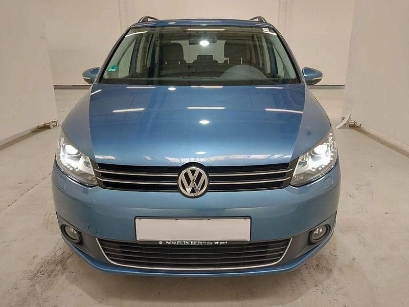 Blau Gebraucht 2015 VW Touran Comfortline Van / Kleinbus | 11.900 € (Superpreis) - Bild 1/4