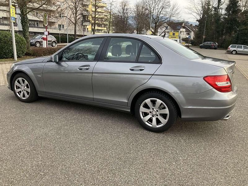 Gebraucht Mercedes C220 170 PS (125 kW) 2011 Grau Limousine