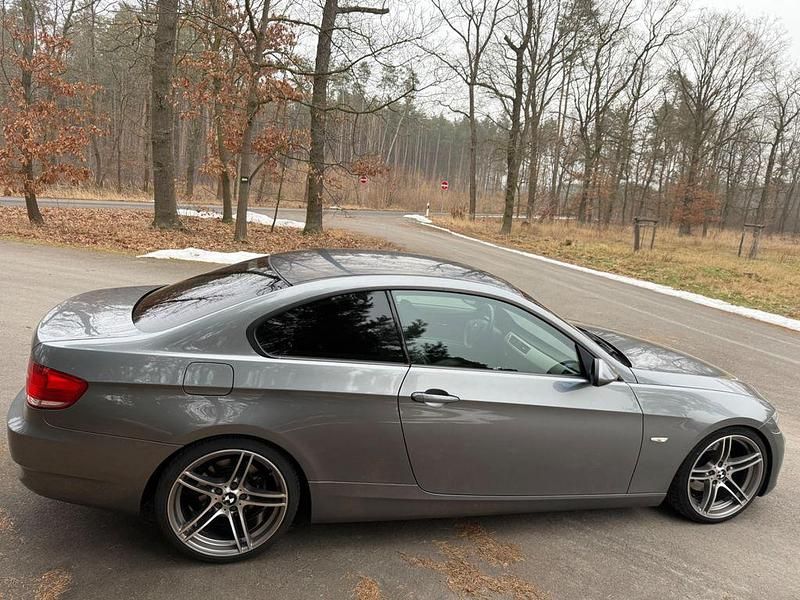 Gebraucht BMW 325 Performance 218 PS (160 kW) 2006 Grau Coupé