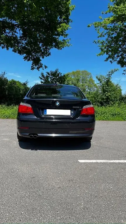 Gebraucht BMW 530 272 PS (200 kW) 2008 Schwarz Limousine