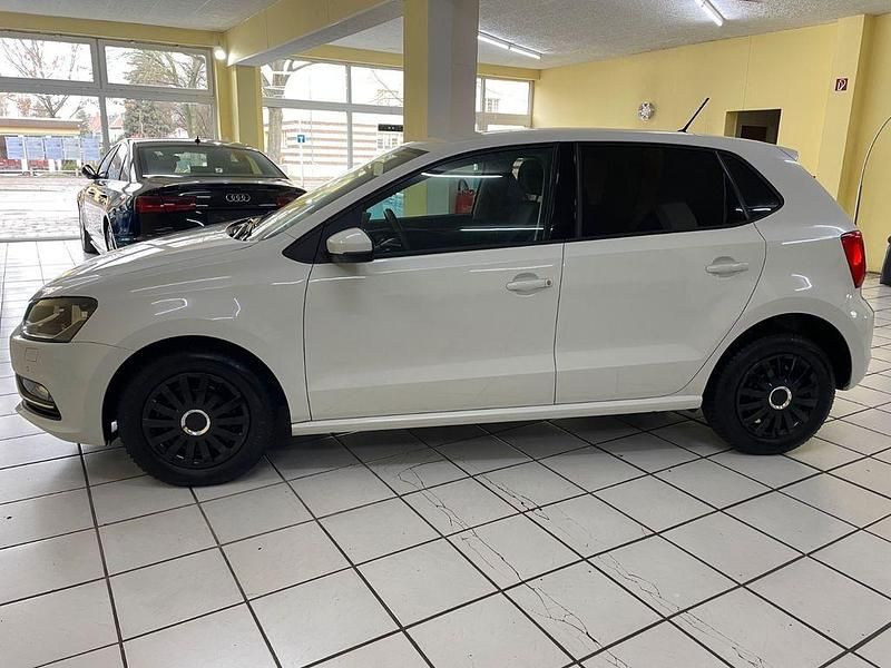 Gebraucht VW Polo Comfortline 90 PS (66 kW) 2017 Weiß Limousine