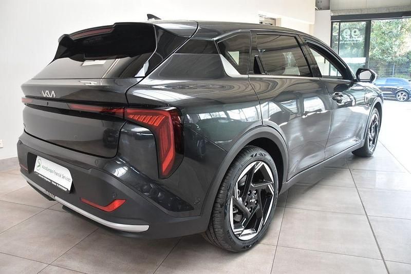 Neu Kia K4 Spirit 179 PS (131 kW) 2026 Grau Limousine