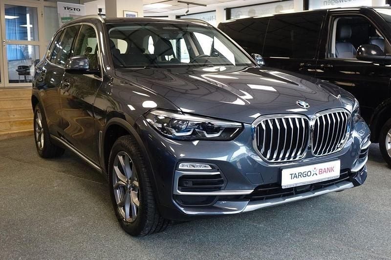 Arktikgrau Gebraucht 2020 BMW X5 xLine SUV | 46.999 € (Fairer Preis) - Bild 1/4