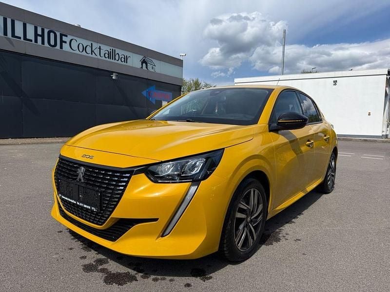 Gebraucht Peugeot 208 Allure 101 PS (74 kW) 2023 Gelb Kleinwagen