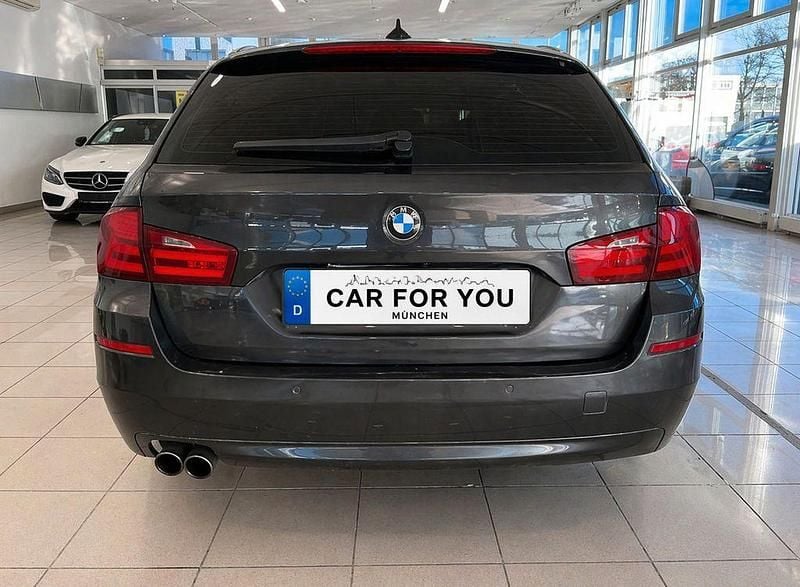 Gebraucht BMW 520 184 PS (135 kW) 2011 Grau Kombi