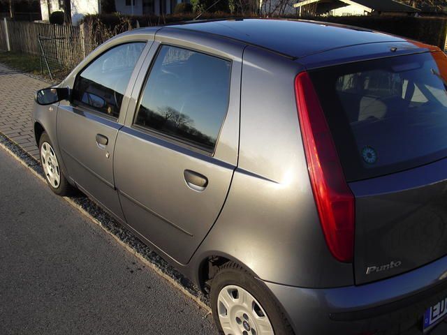 Gebraucht Fiat Punto Active 95 PS (69 kW) 2003 Grau metallic Kleinwagen