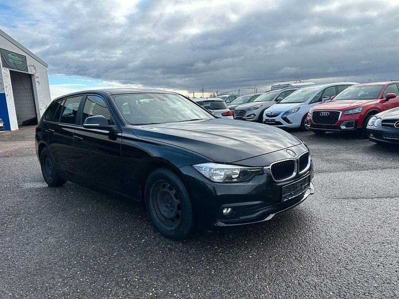 Gebraucht BMW 316 Advantage 116 PS (85 kW) 2016 Schwarz Kombi