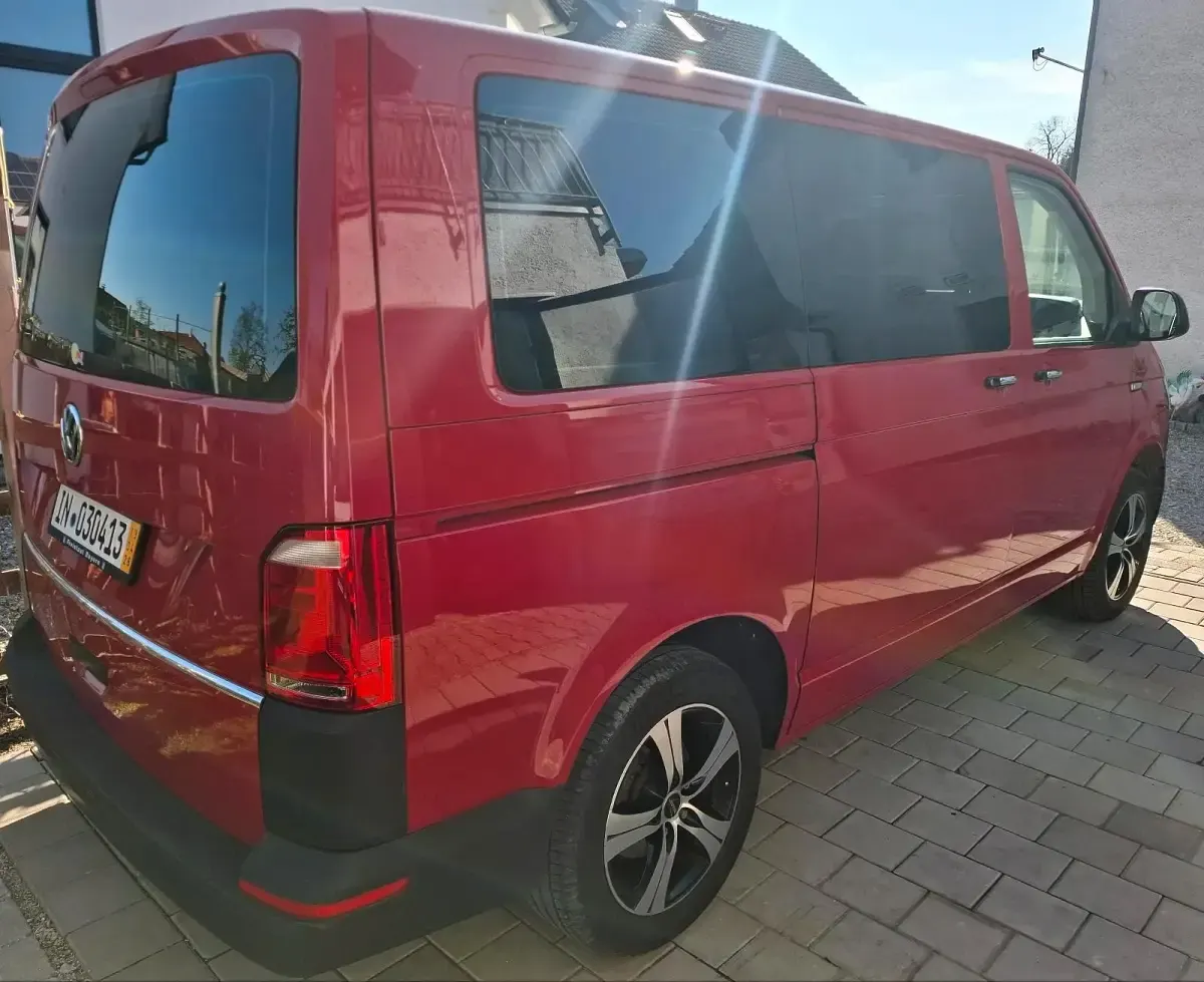 Gebraucht VW T6 84 PS (61 kW) 2018 Rot Van