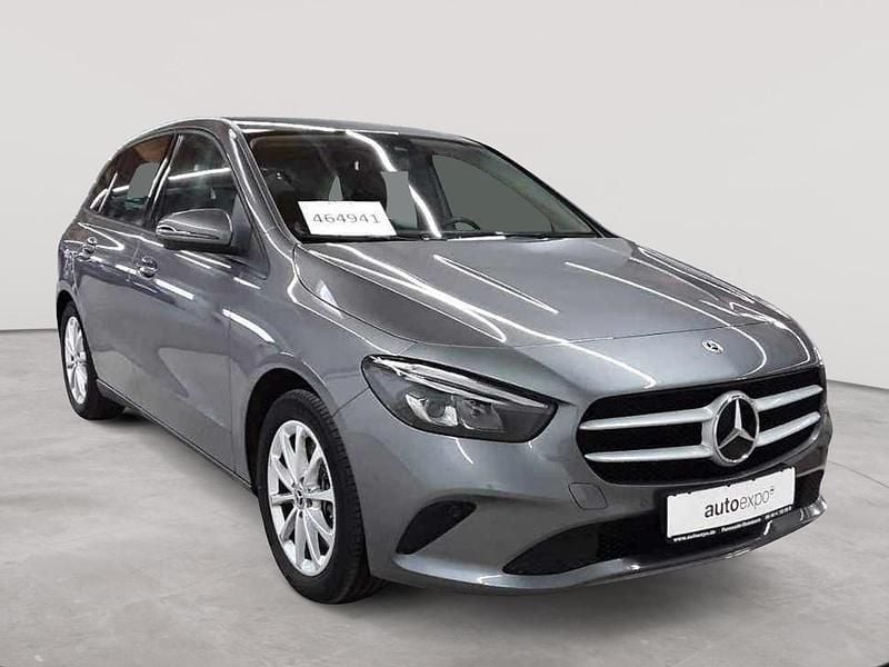 Mountaingrau metallic Gebraucht 2021 Mercedes E250 Kombi | 19.390 € (Superpreis) - Bild 1/4