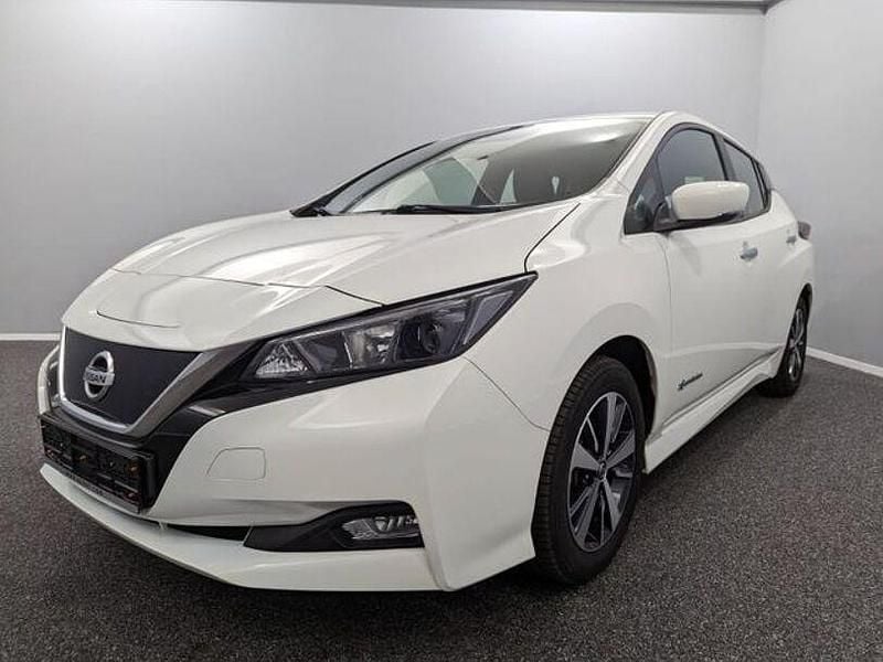 White (s) Gebraucht 2018 Nissan Leaf Acenta Kleinwagen | 12.699 € (Superpreis) - Bild 1/4