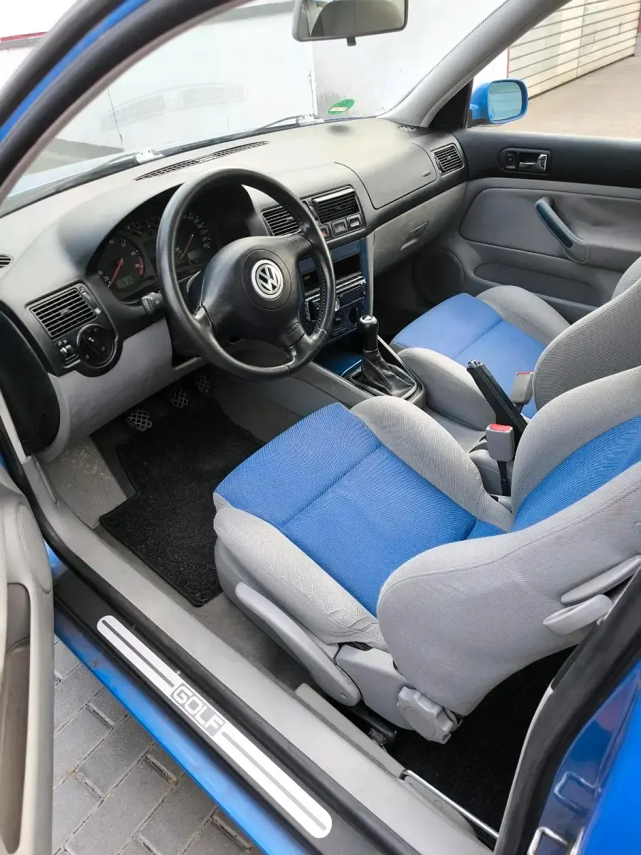 Gebraucht VW Golf III Sport 102 PS (75 kW) 1999 Blau Limousine