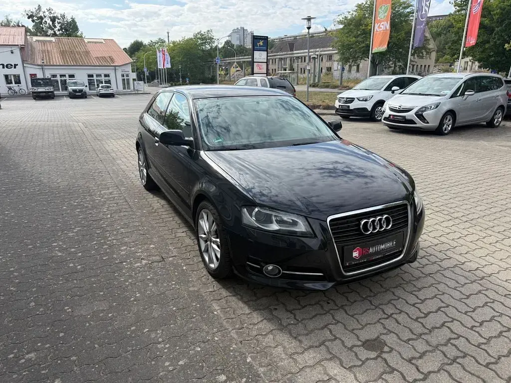 Gebraucht Audi A3 Ambition 125 PS (91 kW) 2010 Schwarz Kleinwagen