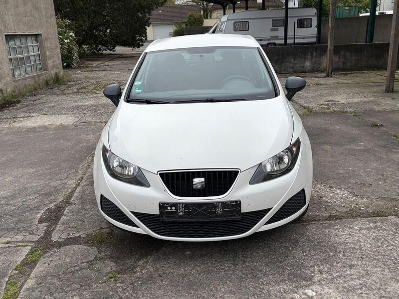 Second-hand Seat Ibiza Reference 86 CP (63 kW) 2010 Alb Berlinǎ