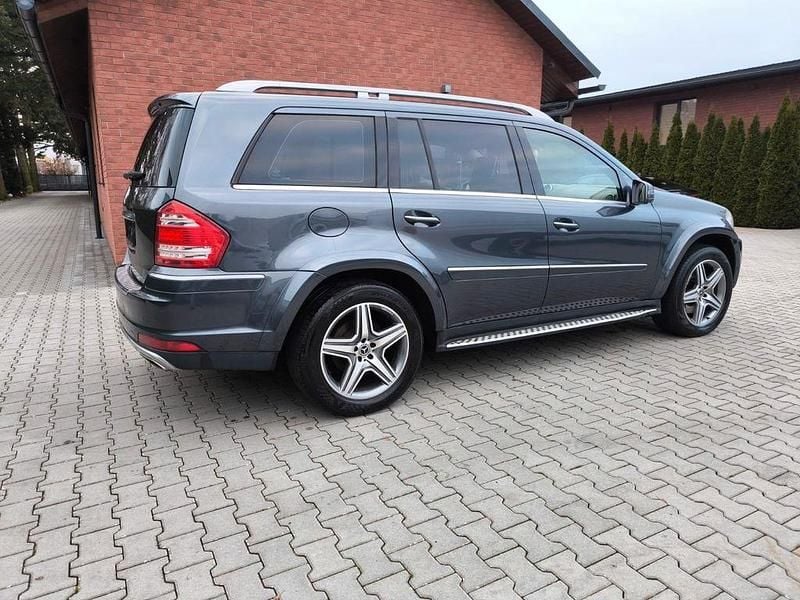 Gebraucht Mercedes GL450 306 PS (225 kW) 2011 Grau SUV