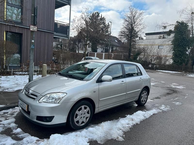 Andere farben Gebraucht 2005 Toyota Corolla Kombi | 3.500 € (Fairer Preis) - Bild 1/4