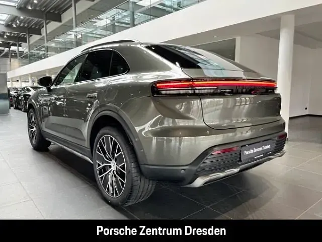 Ny Porsche Macan Chrono 264 kW (360 HK) 2026 Grøn SUV