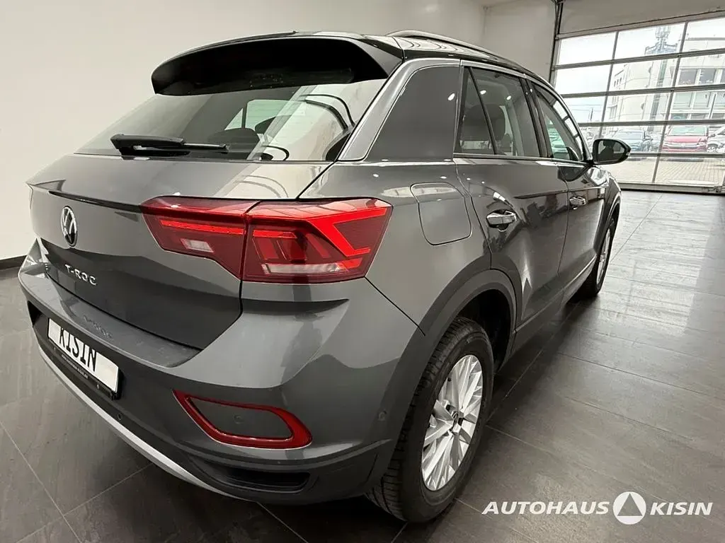 Gebraucht VW T-Roc Life 150 PS (110 kW) 2025 Grau SUV