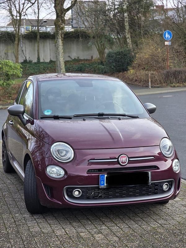 Rot Gebraucht 2018 Fiat 500S Kleinwagen | 10.900 € (Etwas zu teuer) - Bild 1/4