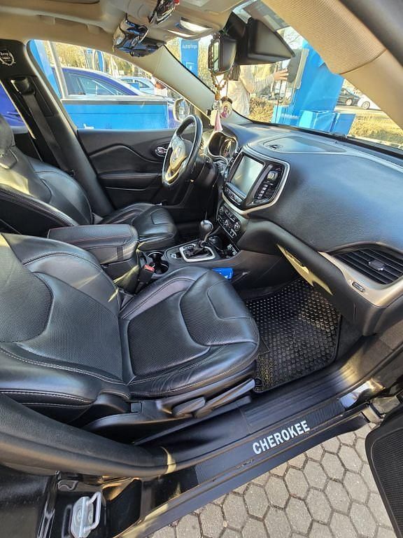 Gebraucht Jeep Cherokee Limited 200 PS (147 kW) 2015 Schwarz SUV