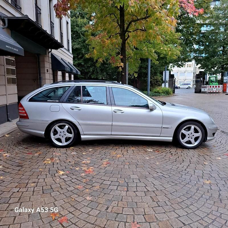 Gebraucht Mercedes C200 2001 Silber Kombi