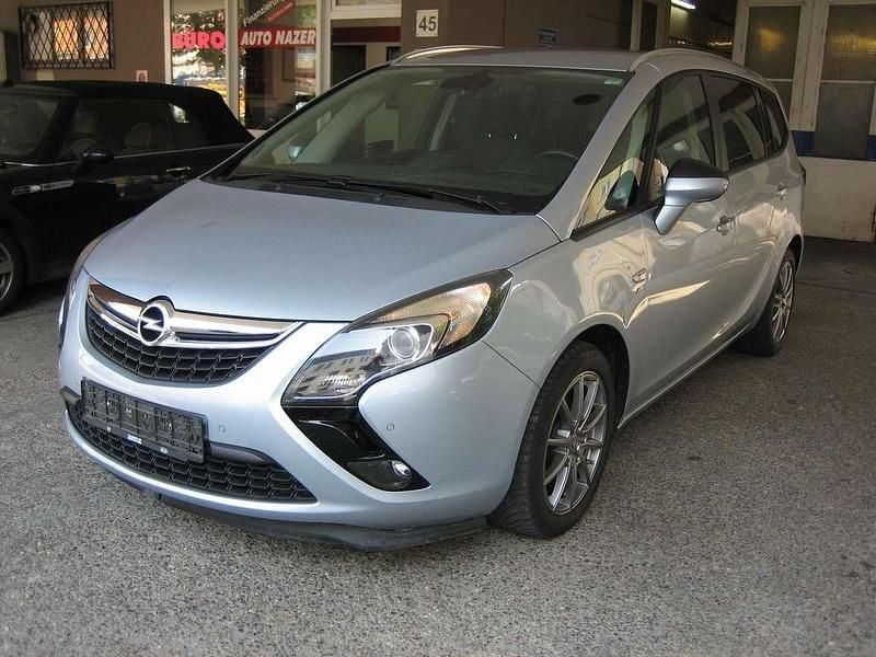 Diamant blau(m2) / diam silb Gebraucht 2013 Opel Zafira Tourer Active Van / Kleinbus | 4.690 € (Guter Preis) - Bild 1/4