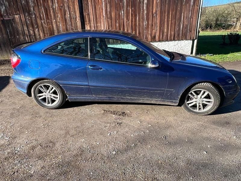 Gebraucht Mercedes CL230 197 PS (144 kW) 2002 Blau Coupé