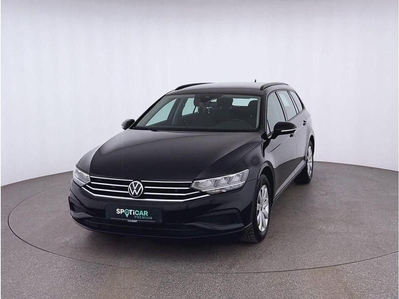Gebraucht VW Passat Conceptline 150 PS (110 kW) 2022 Schwarz (metallic) Kombi