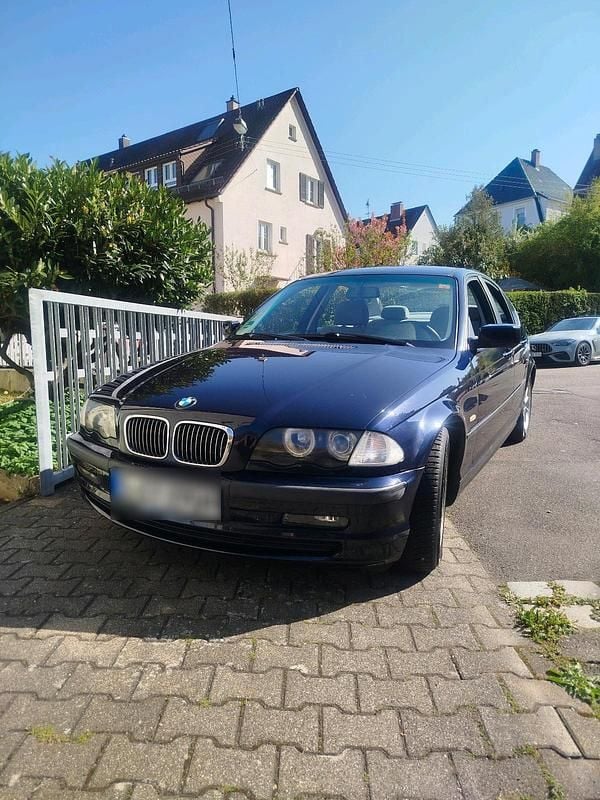 Gebraucht BMW 318 118 PS (86 kW) 1998 Blau Limousine