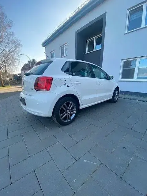 Gebraucht VW Polo Highline 105 PS (77 kW) 2012 Weiß Kleinwagen