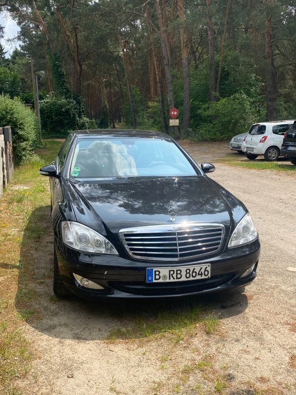 Schwarz Gebraucht 2009 Mercedes S320 Limousine | 8.200 € (Superpreis) - Bild 1/4