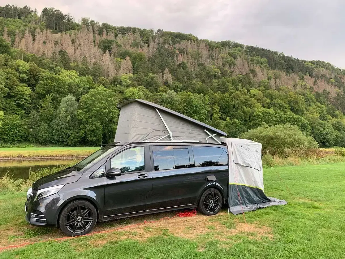 Gebraucht Mercedes V300 Marco Polo 239 PS (175 kW) 2019 Schwarz Van / Kleinbus